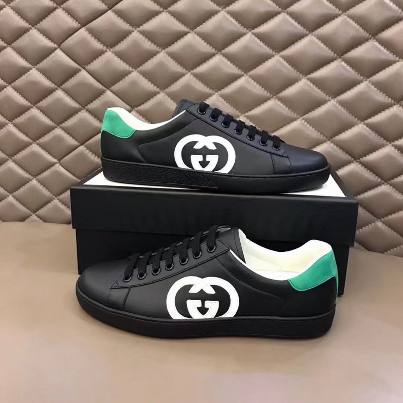 Gucci Sneakers